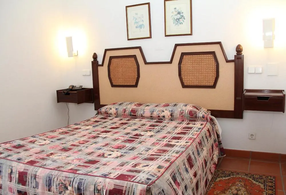 Gasthof Hotel Estalagem Relogio Santa Cruz